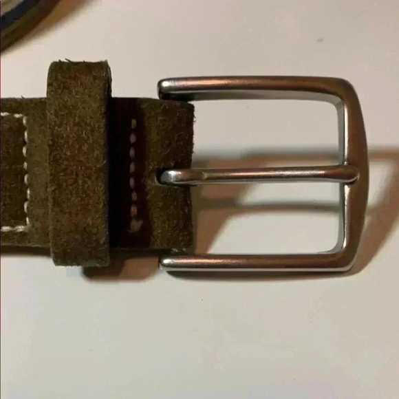 NWOT Multicolor Striped Canvas Belt w Leather Accents and Silver Buckle - Picture 4 of 10